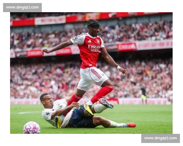 马杜埃凯训练秀顶级处理！三细节彰显阿森纳边路新核潜力
