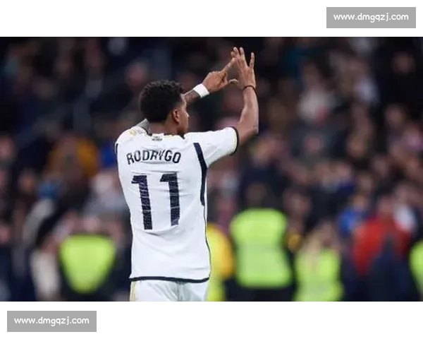 皇马锁定荷兰中场新星斯密特，安切洛蒂钦点为中场革新核心